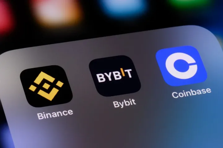Binance Shifts Strategy Toward Crypto Super App Amid Stablecoin Surge